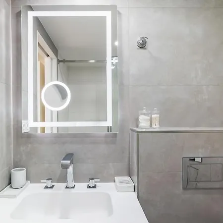 Ocean Vista - Premium Citycenter Lejlighed *