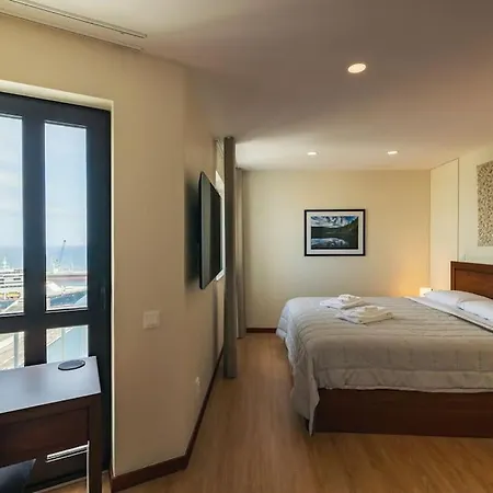 Ocean Vista - Premium Citycenter Lejlighed